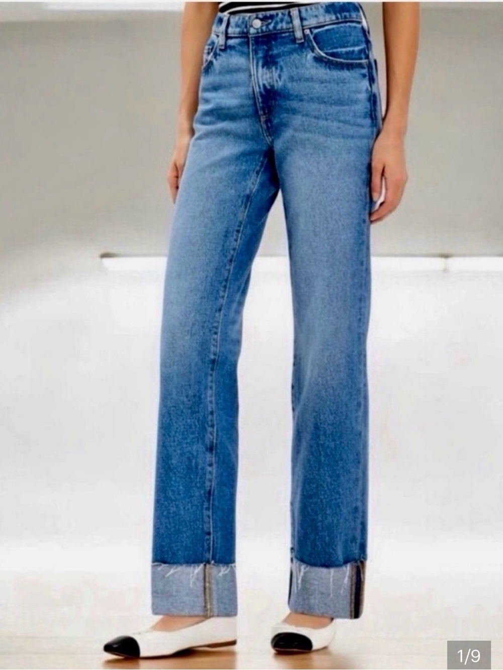 Slouchy boyfriend- High-Rise Straight Leg cuffed jeans